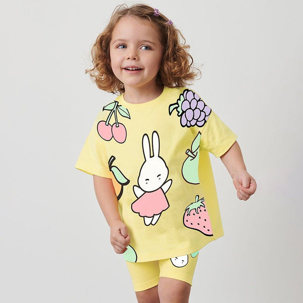 Toddler/Kid Girl's Bunny and Fruit Design T-Shirt with Shorts Set